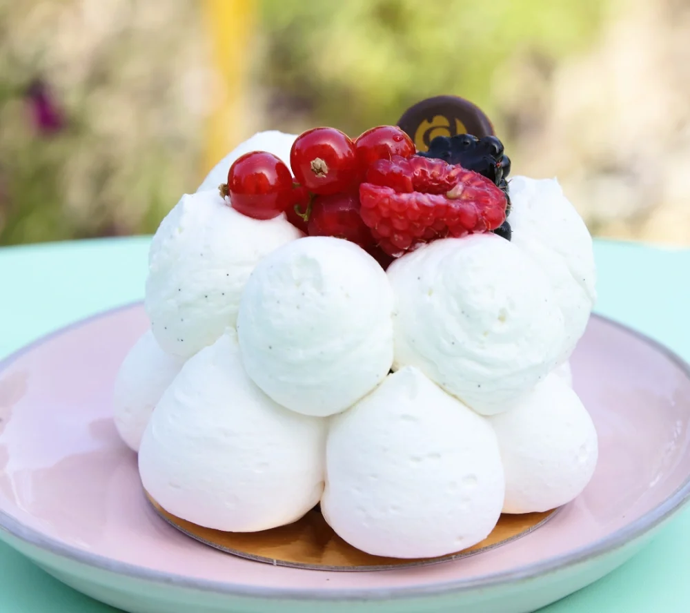 Pavlova fruits rouges