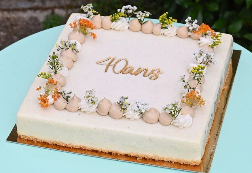 gateau anniversaire sur mesure 40 ans